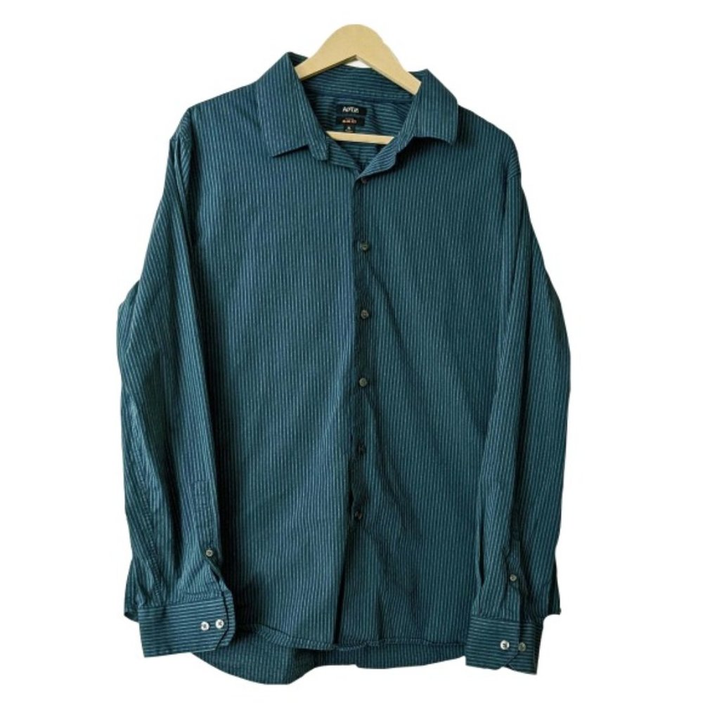Apt. 9 Men's Blue Striped Dress Shirt
